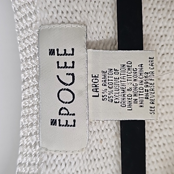 Epogee Stunning Sweater w Delicate Embroidery & Beaded Pearls Vintage Quality - Picture 3 of 9